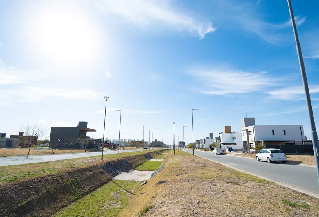 Foto de LOTE RESIDENCIAL EN VENTA - 253M2 - DOCTA CENTRAL, imagen 2