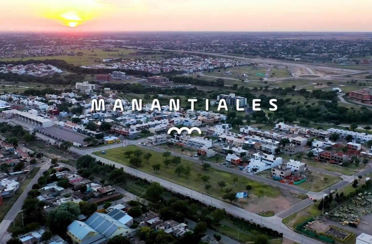 Foto de Lote en venta Cuestas de Manantiales 250 m2 - RESIDENCIAL, imagen 3