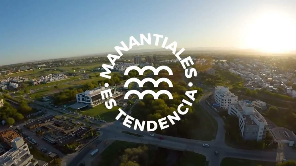 Foto de Lote en venta Cuestas de Manantiales 250 m2 - RESIDENCIAL, imagen 2