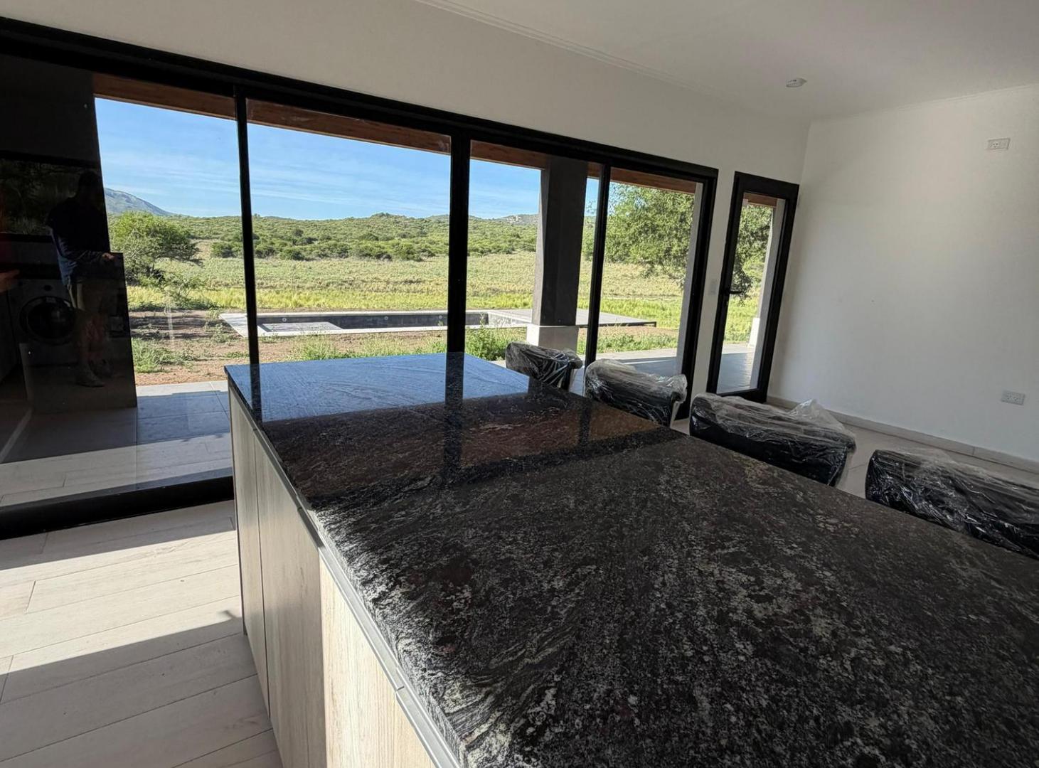 Foto de CASA EN VENTA SOBRE LOTE 1500 M2 - CHACRA DE MONTAÑA, imagen 2
