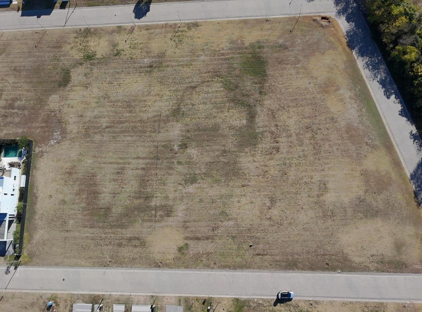 Foto de VENTA LOTE 550m EN ACQUAVISTA FRENTE SUR APTO PARA CONSTRUIR, imagen 2