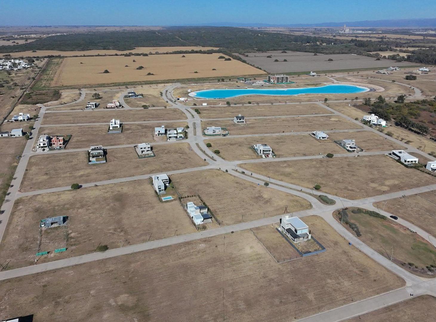 Foto de VENTA LOTE 550m EN ACQUAVISTA FRENTE SUR APTO PARA CONSTRUIR, imagen 5
