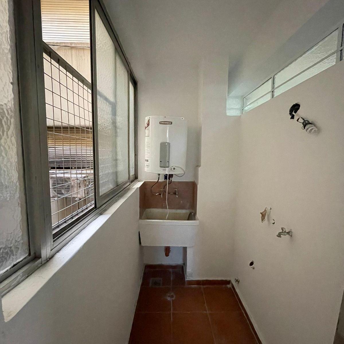 Departamento Venta (Con Renta) 3 Ambientres Contra Frente - Muy Luminoso - Villa del Parque 5