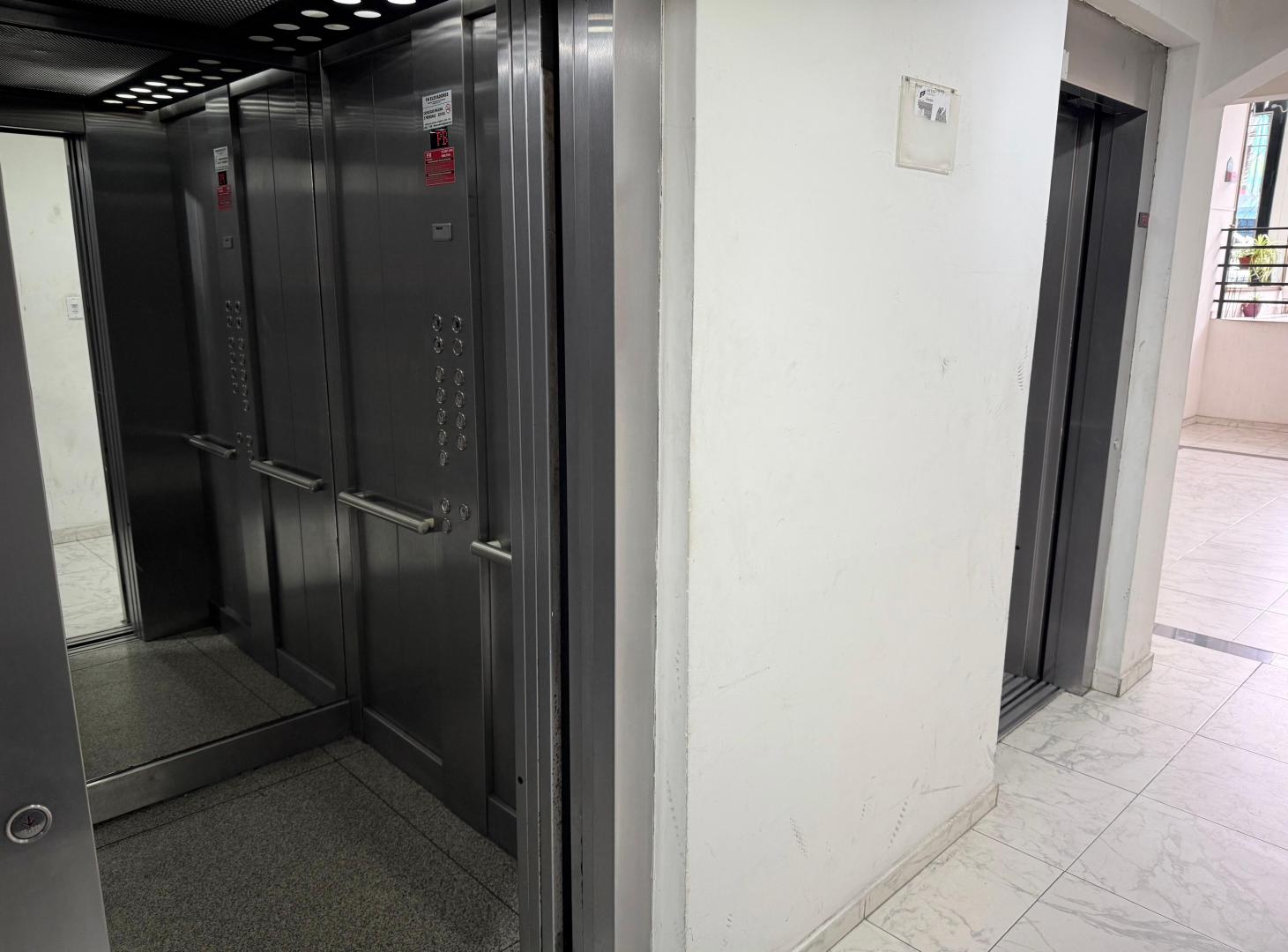 Foto de Departamento de 40 m² en venta en Monte Castro, imagen 5