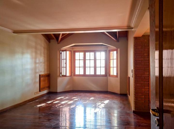 EXCELENTE CASA A LA VENTA EN LA SEXTA SECCION DE MENDOZA 2