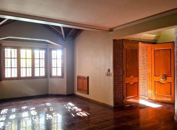 EXCELENTE CASA A LA VENTA EN LA SEXTA SECCION DE MENDOZA 3