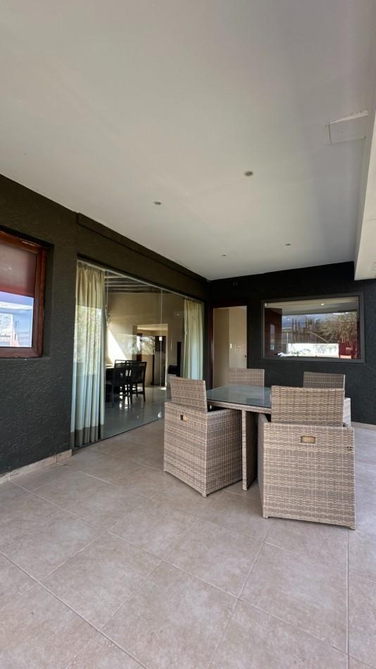 Foto de GRAN CASA EN VENTA - BARRIO PRIVADO NUEVAS QUINTAS - PEDEMONTE MENDOCINO, imagen 4