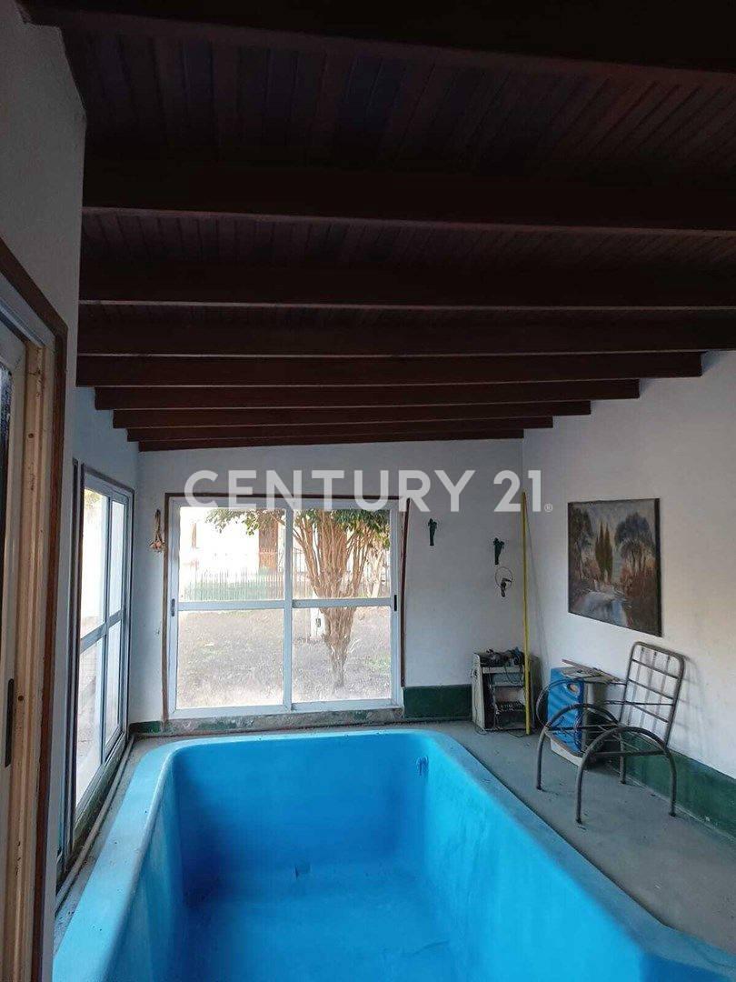 Venta de Casa 8 Ambientes 5 Dorm., La Plata 4