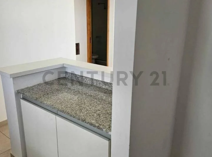 Departamento Monoambiente en Alquiler La Plata 3