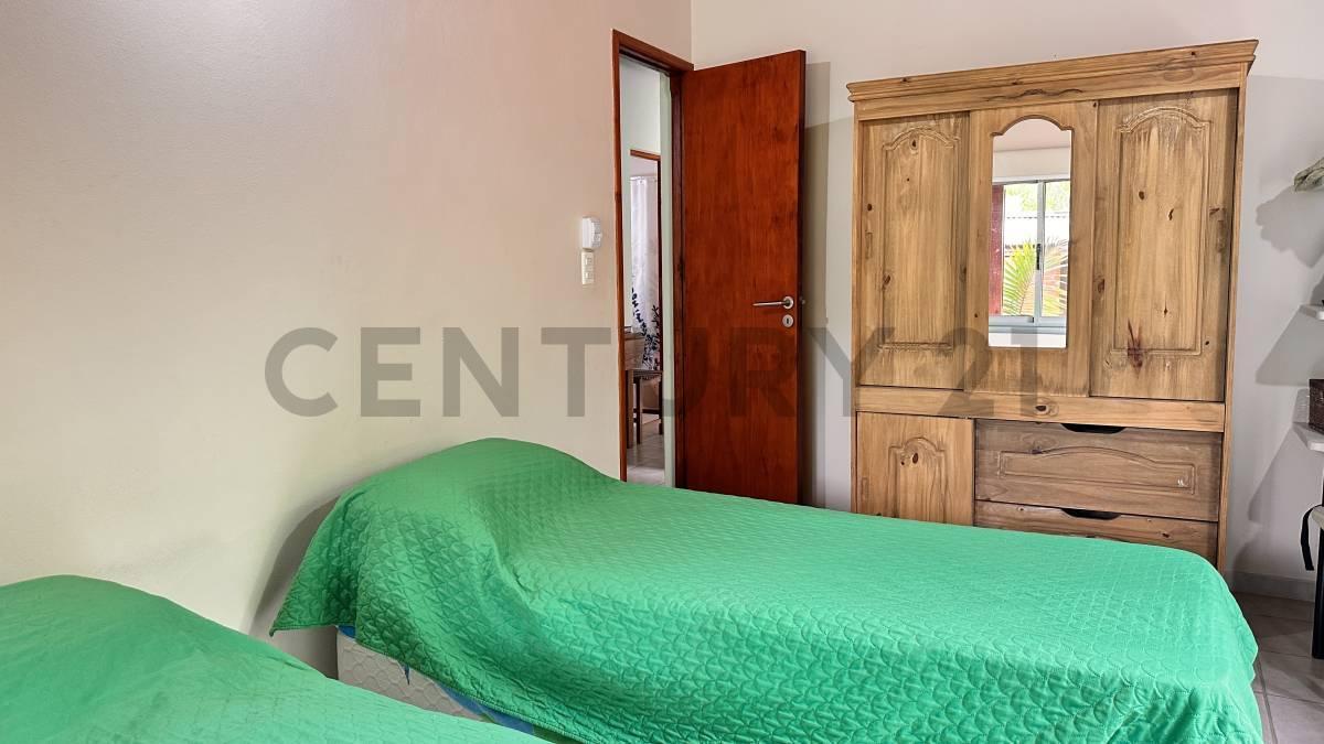 Venta de Casa 4 Ambientes en Mar Azul, Costa Atlantica. 3