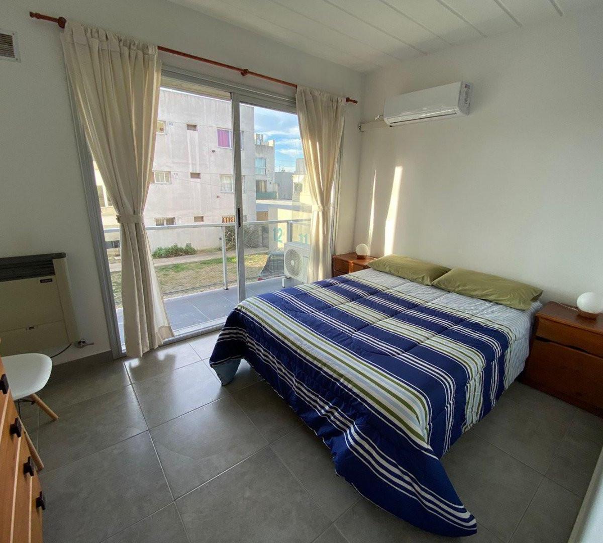 Venta de Departamento Monoambiente, Calle 16 E/ 9 y 11, U$s 4