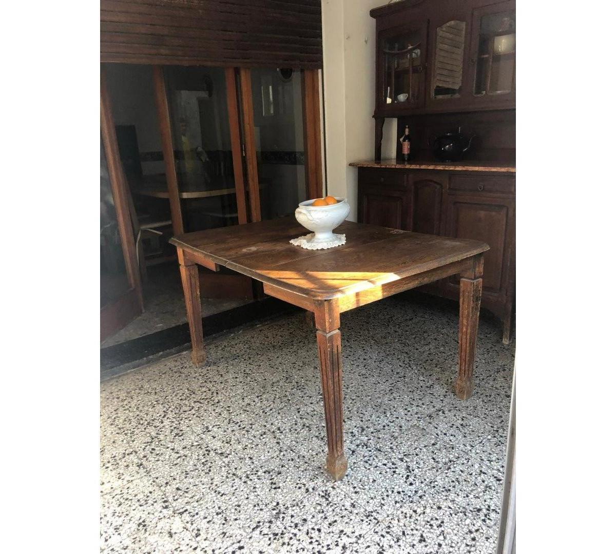 Venta de Casa de 5 Ambientes con Cochera, Calle 15 y 108. Me 2