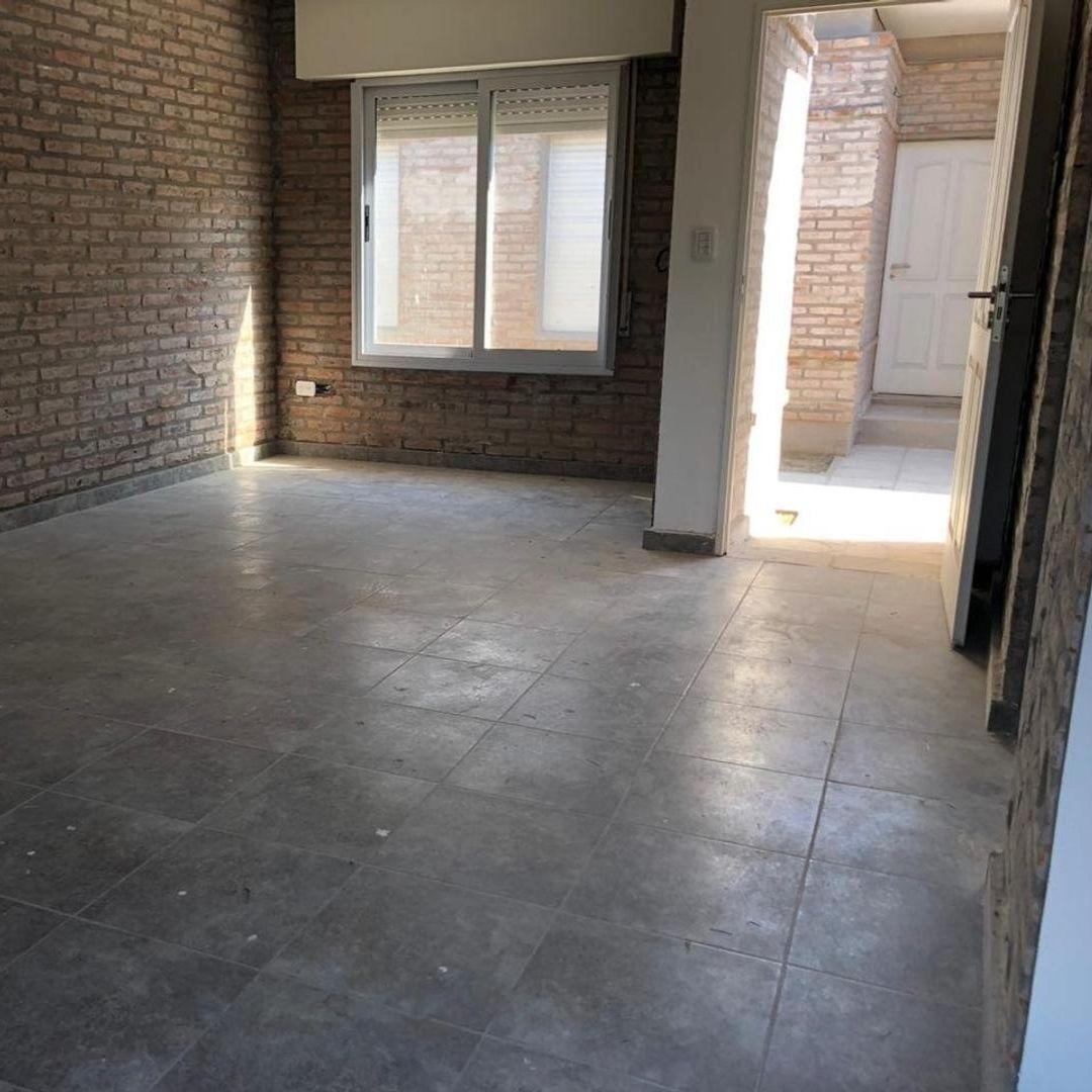 Venta de Departamentos de 1 Dormitorio en Complejo de PH. 3
