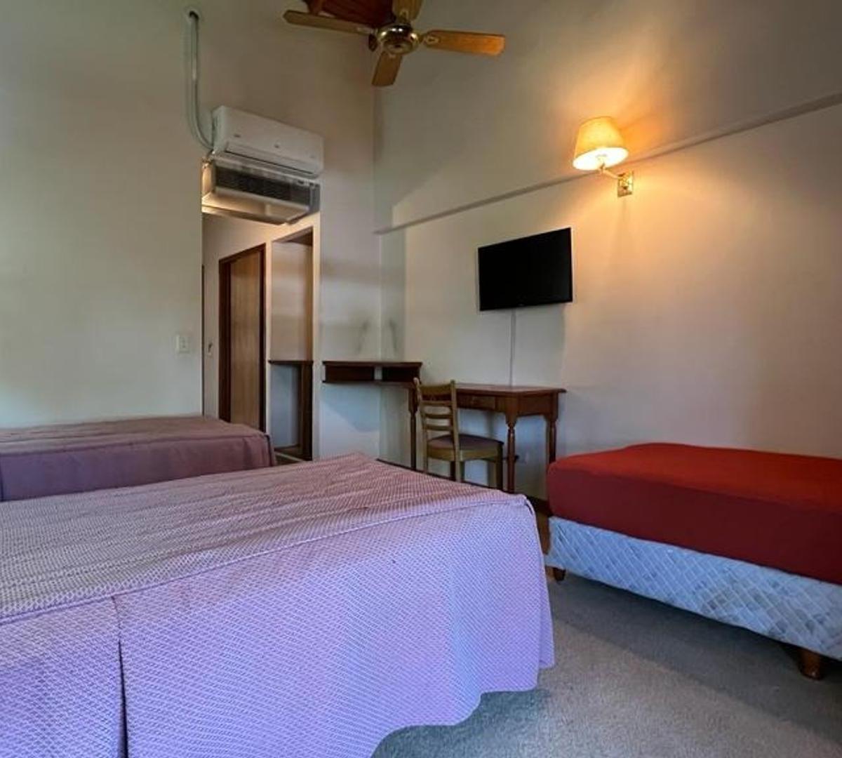 Hotel Hostal "Del Sol" 5