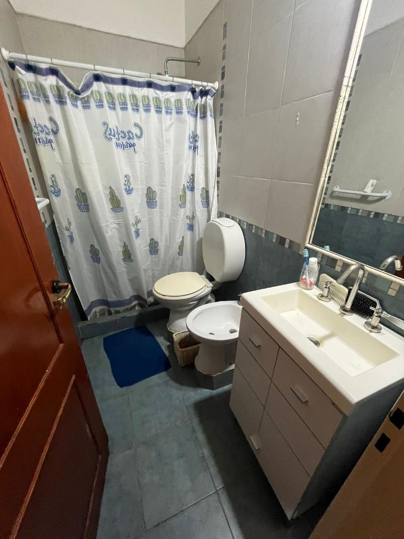 Excelente Casa en Calle 37, Entre 104/106 5