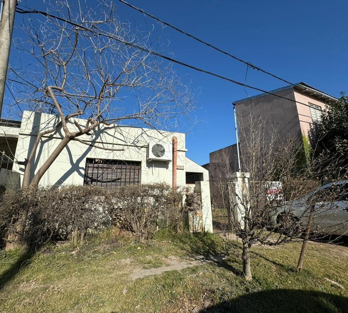 Casa en Calle 104 Entre 5 y 7 (Mercedes) 1