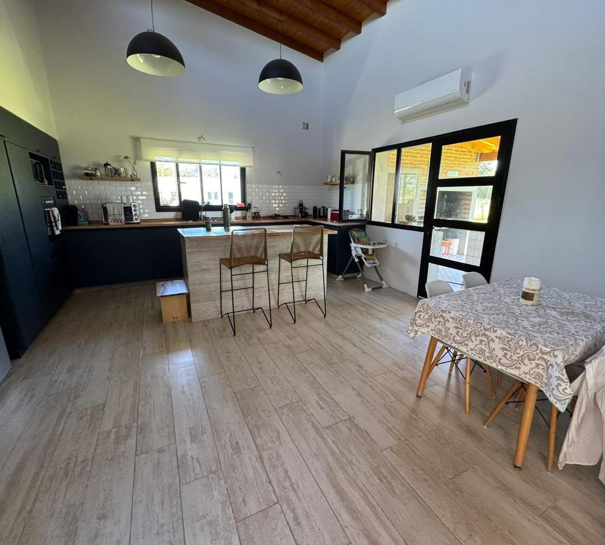 Casa Quinta en Calle 67 (Tranquera 1140) Entre 144 y 146 5