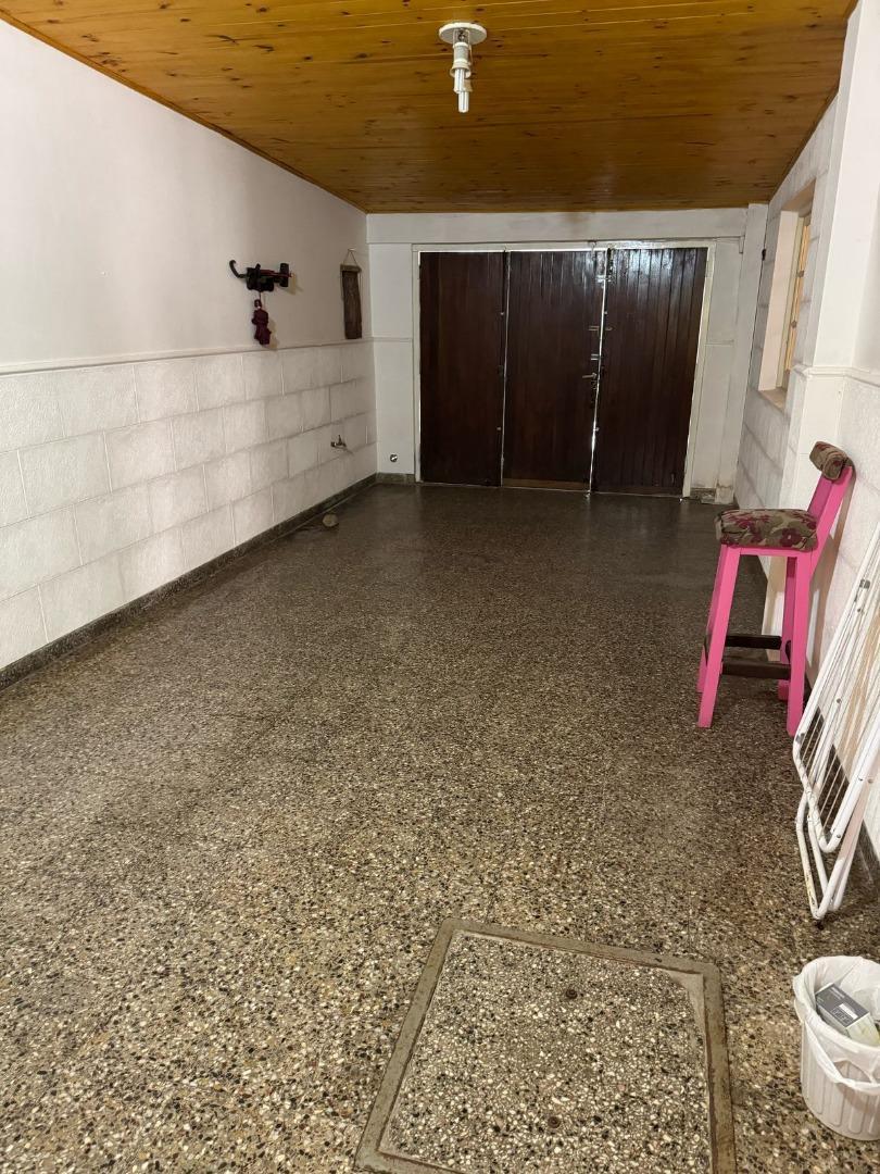 Casa en Calle 34 Entre 7 y 9, con Cochera. 3