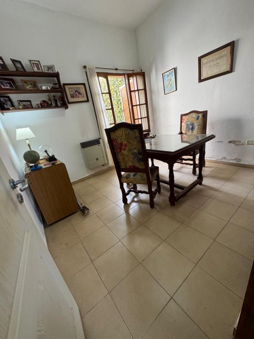 Foto de Casa en calle 24 entre 9 y 7 - Con Garaje para 2 autos, imagen 4