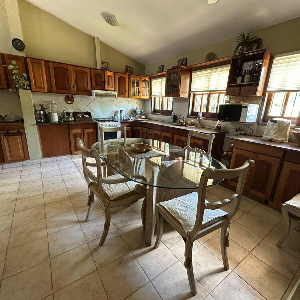 Venta Casa 3 Dorm Planta Baja Villa Belgrano Pileta y Cochera 4