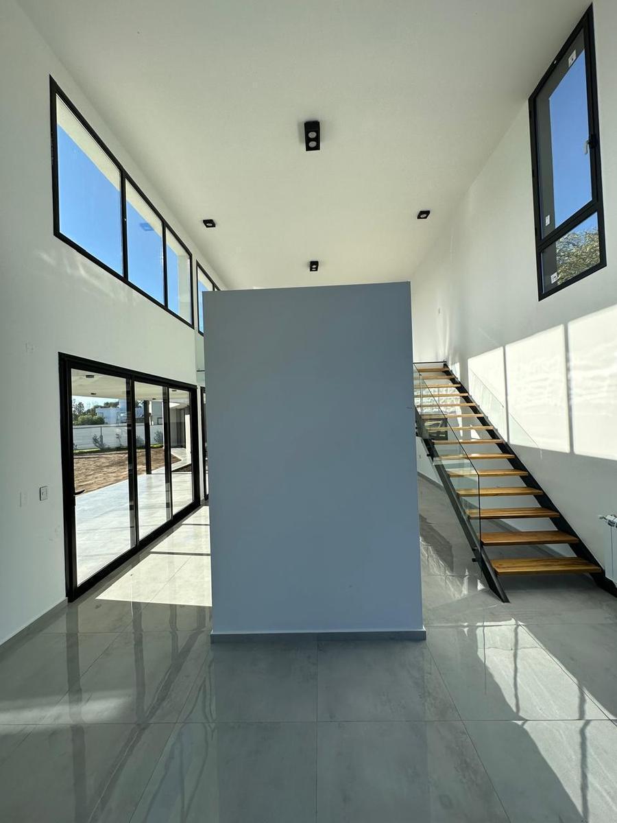 Casa en Chacras de La Villa - Villa Allende 3