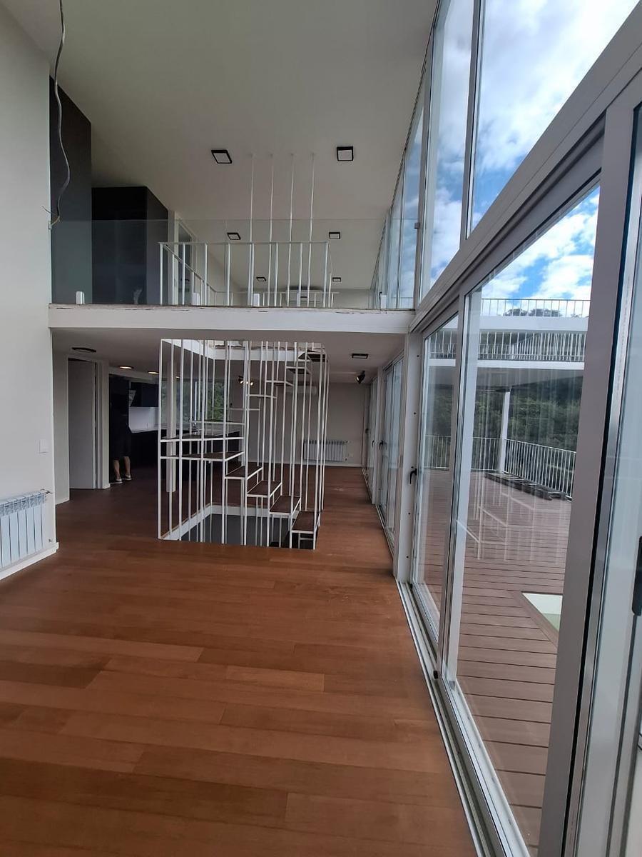 Casa en Venta de 3hab y 3b 2