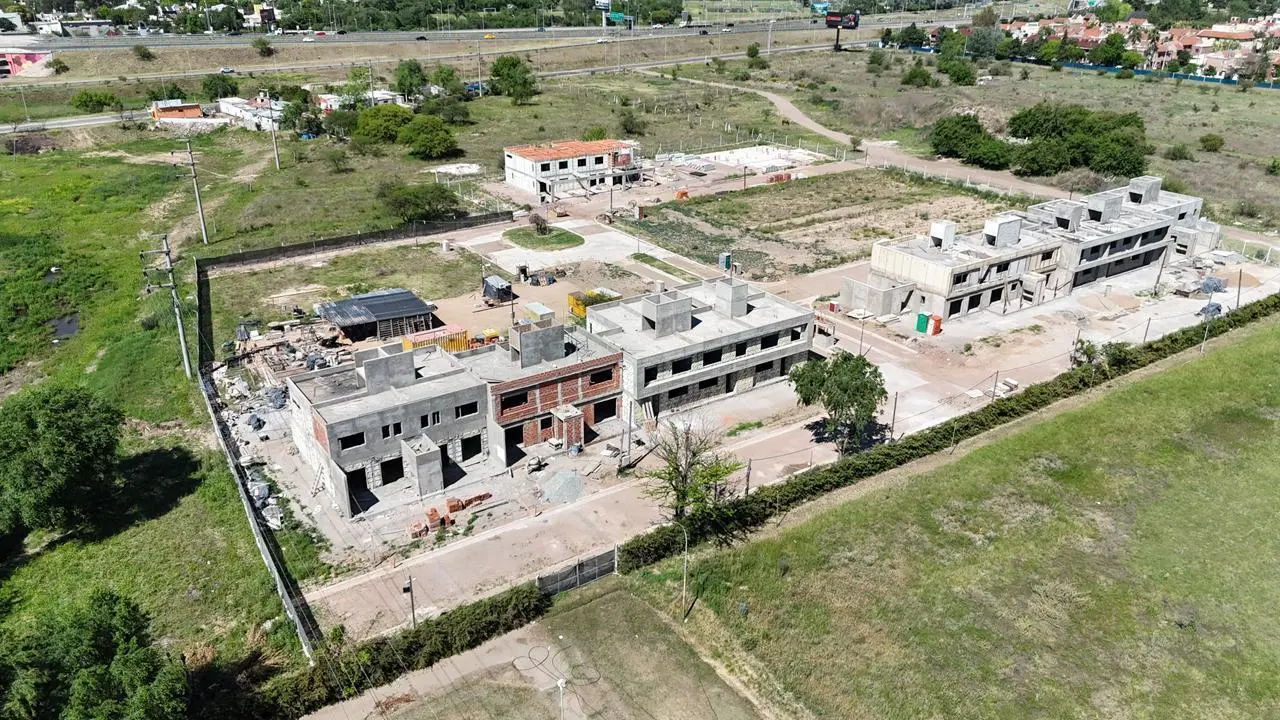Duplex en Venta Jardin Claret  - La domitila unidades de 2 y 3 dormitorios 8