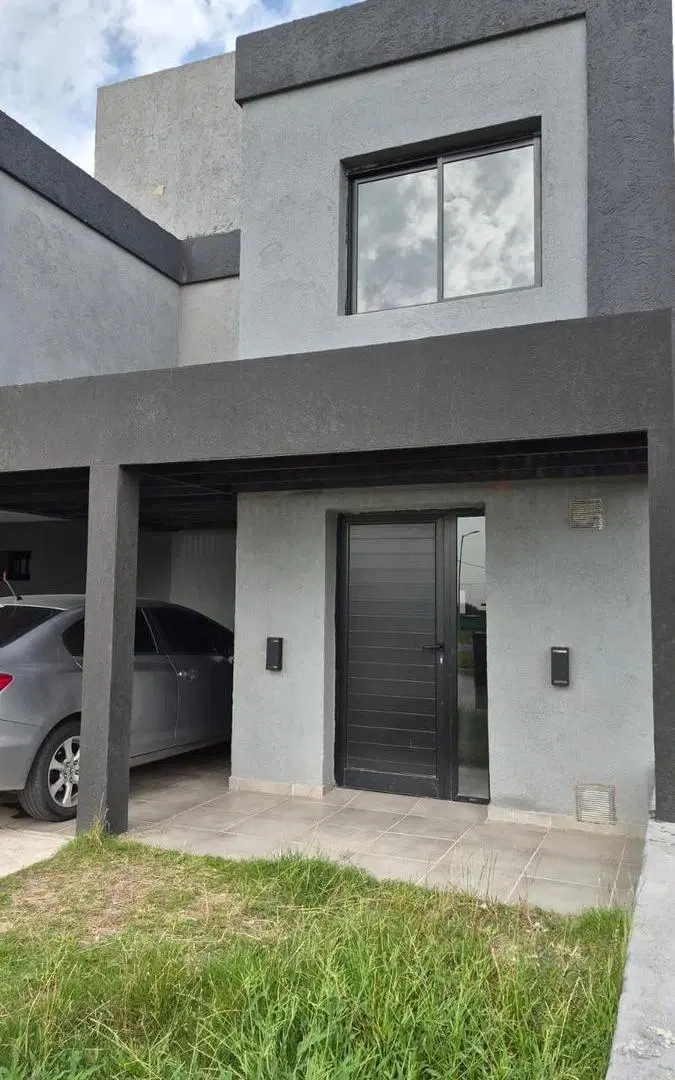 Venta duplex Rincones de Manantiales  2 dormitorios 3