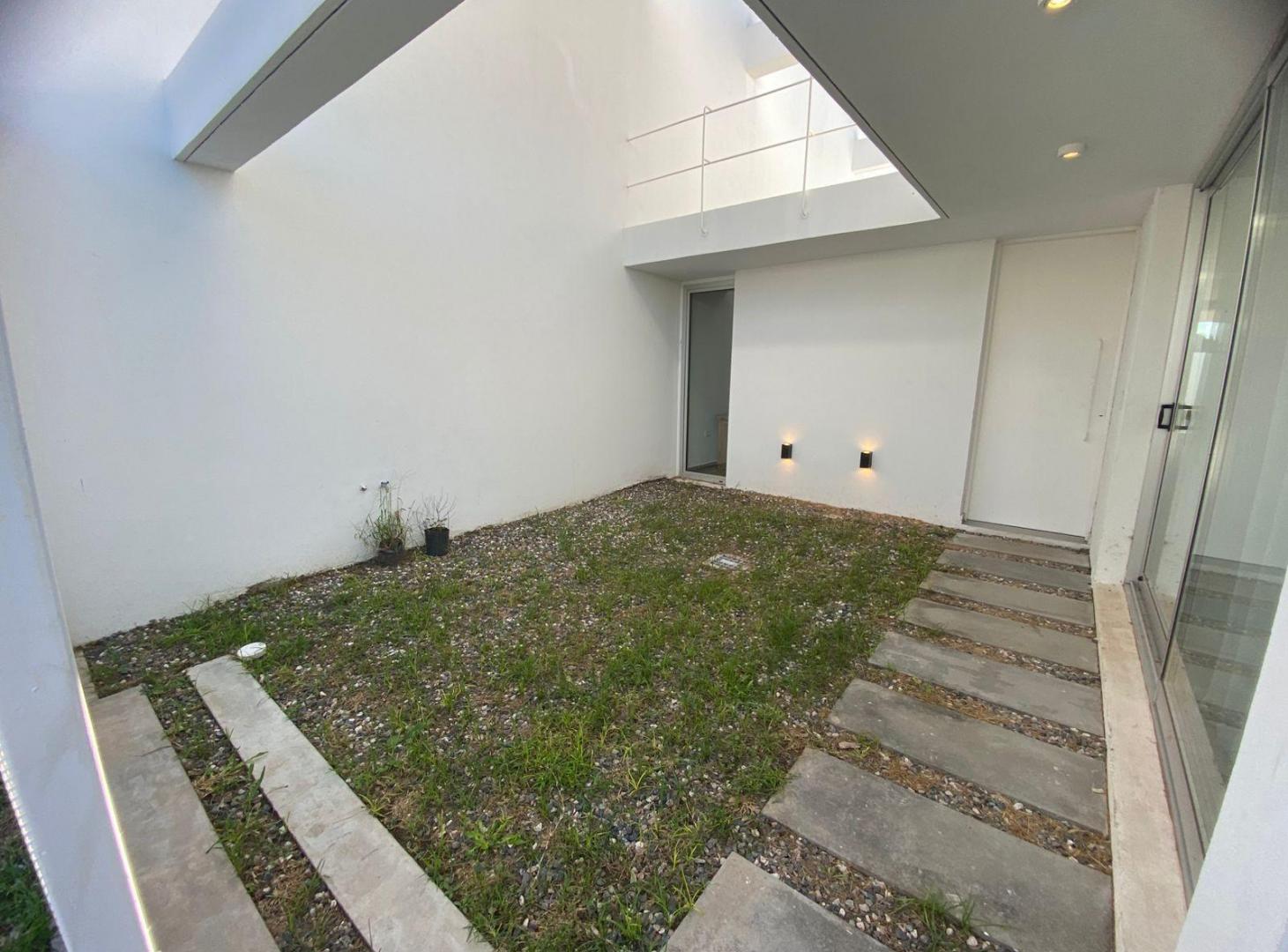 Duplex en Venta Premium 3 dormitorios en Campo Chico
