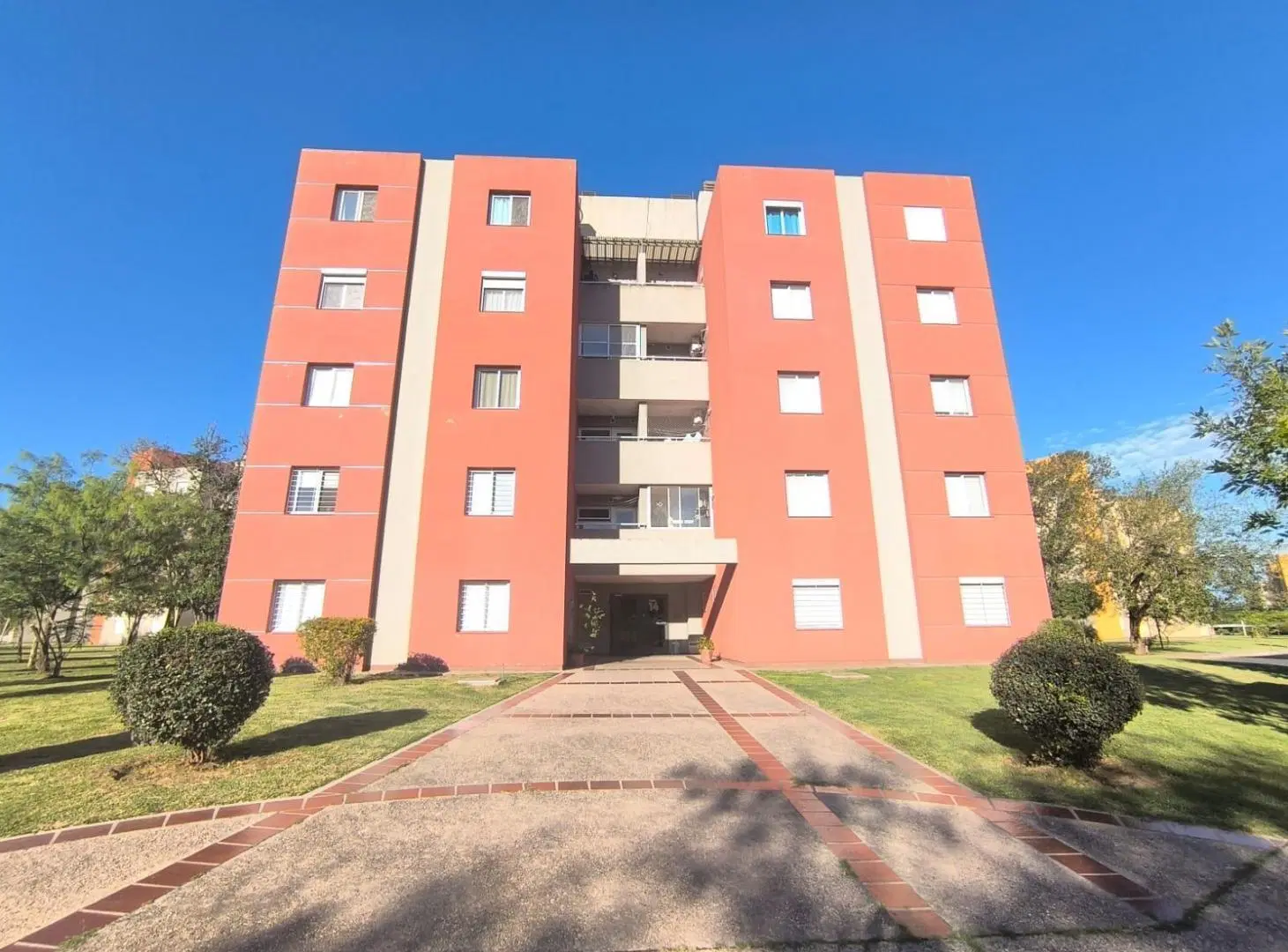 Departamento en Venta 3 dormitorios Balcones del Chateau 2