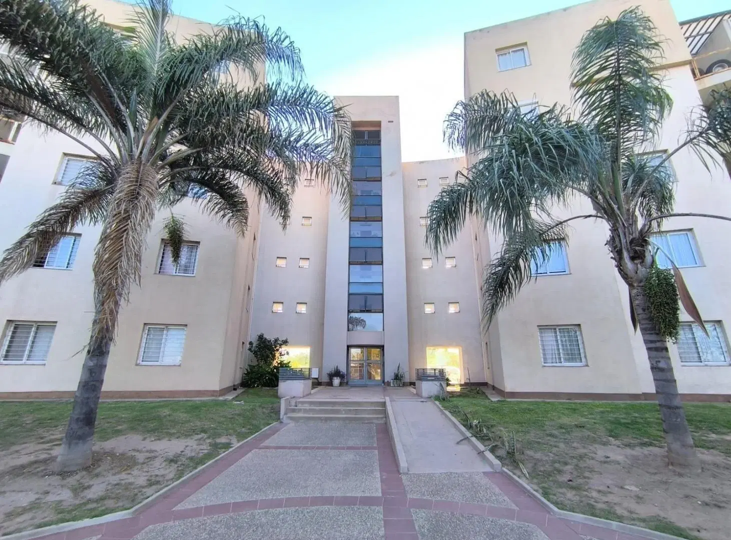 Departamento en Venta 3 dormitorios Balcones del Chateau 3