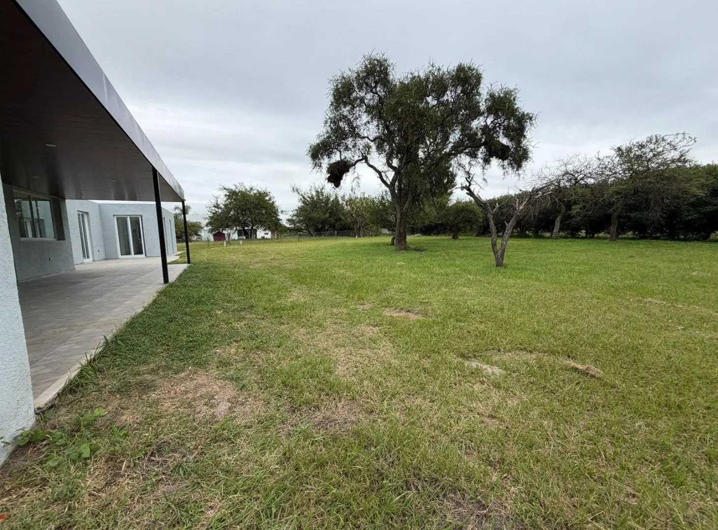 Alquiler de Casa de 2 dormitorios en Planta Baja Country Causana 1