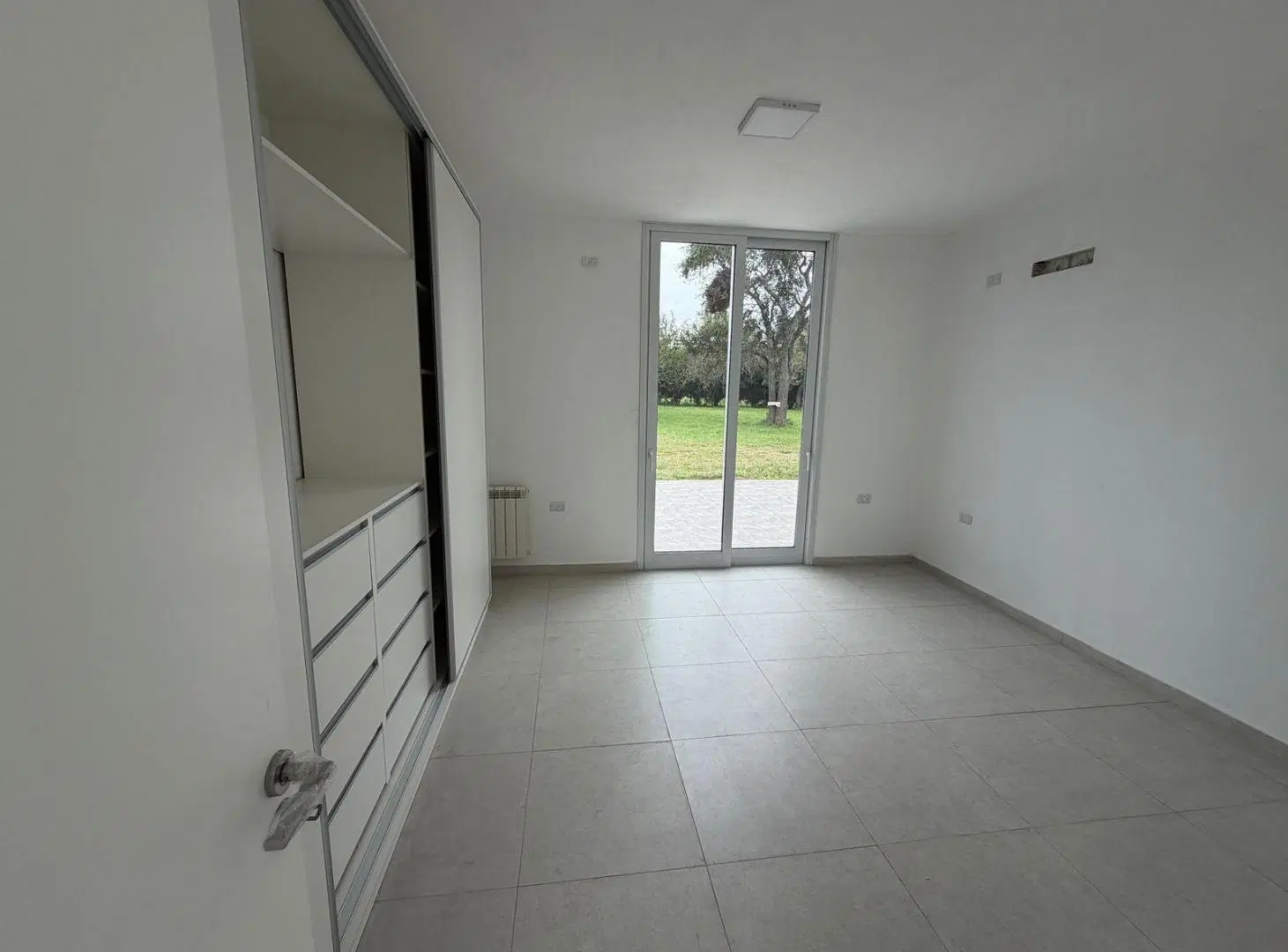 Alquiler de Casa de 2 dormitorios en Planta Baja Country Causana 5