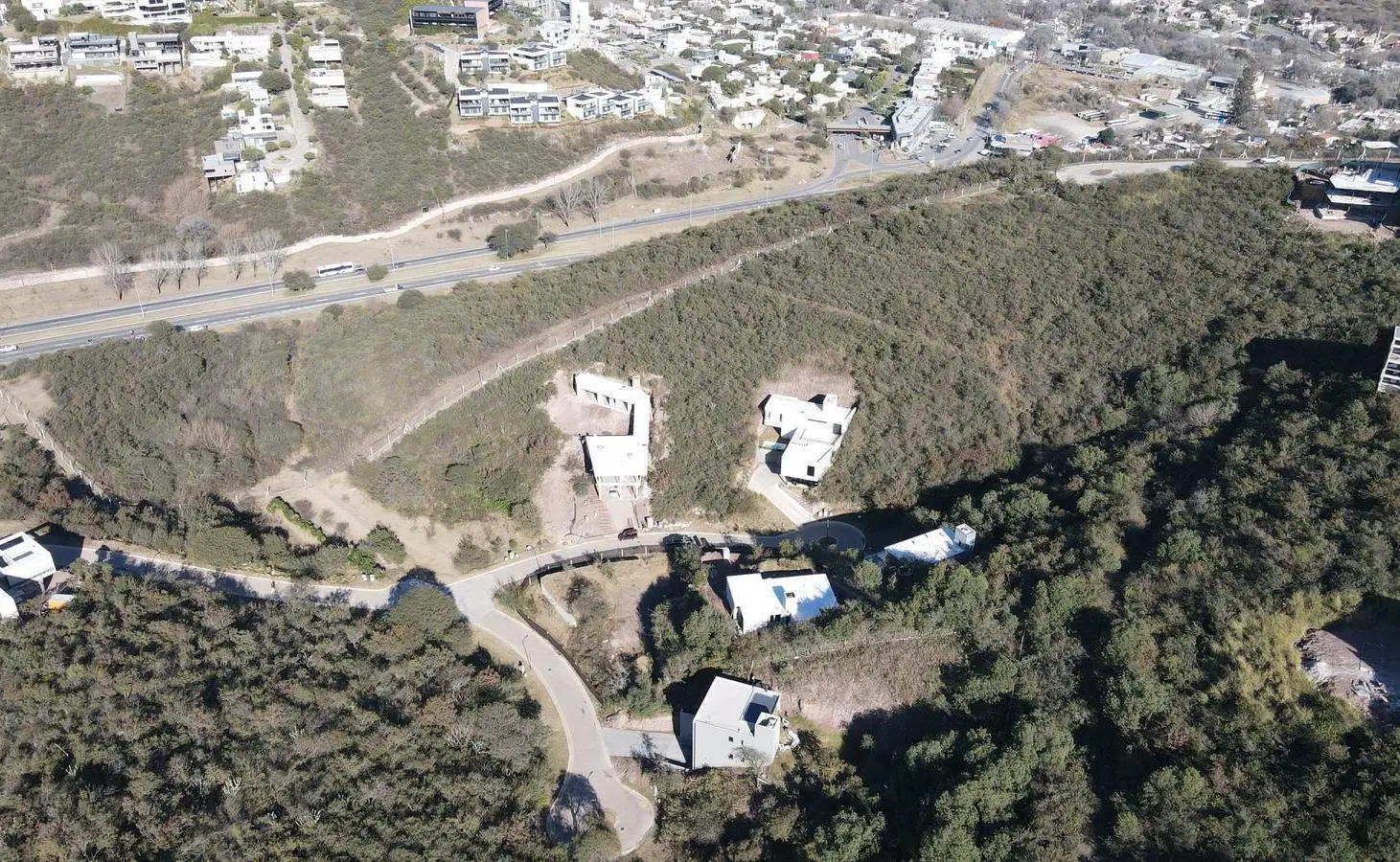 Lote en Venta de 1200 m2 Country La Deseada 4