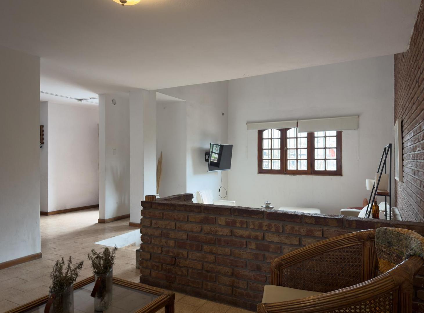 Foto de Casa en Venta sobre Av Recta Martinolli APTO DESARROLLO, imagen 4