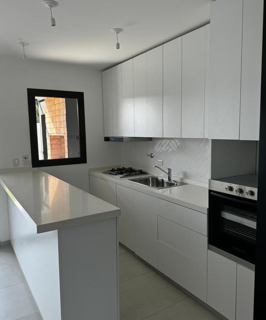 Foto de Duplex de Categoria en la Luisita, 3D/3B, Pileta, imagen 4