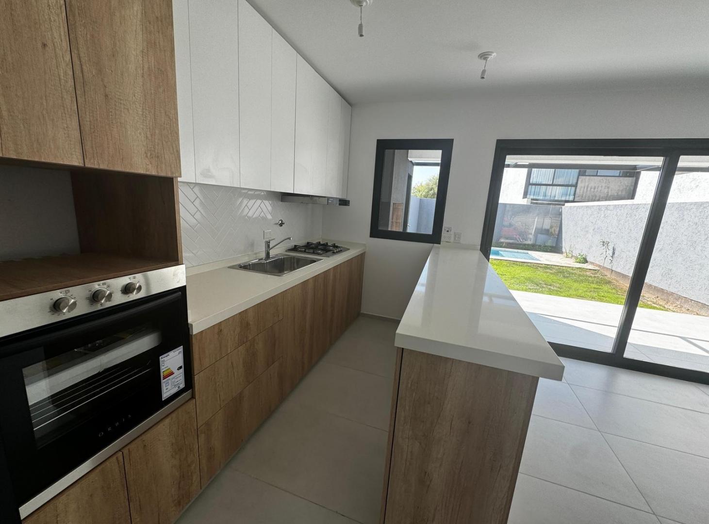 Foto de Duplex de Categoria en la Luisita, 3D/3B, Pileta, imagen 2