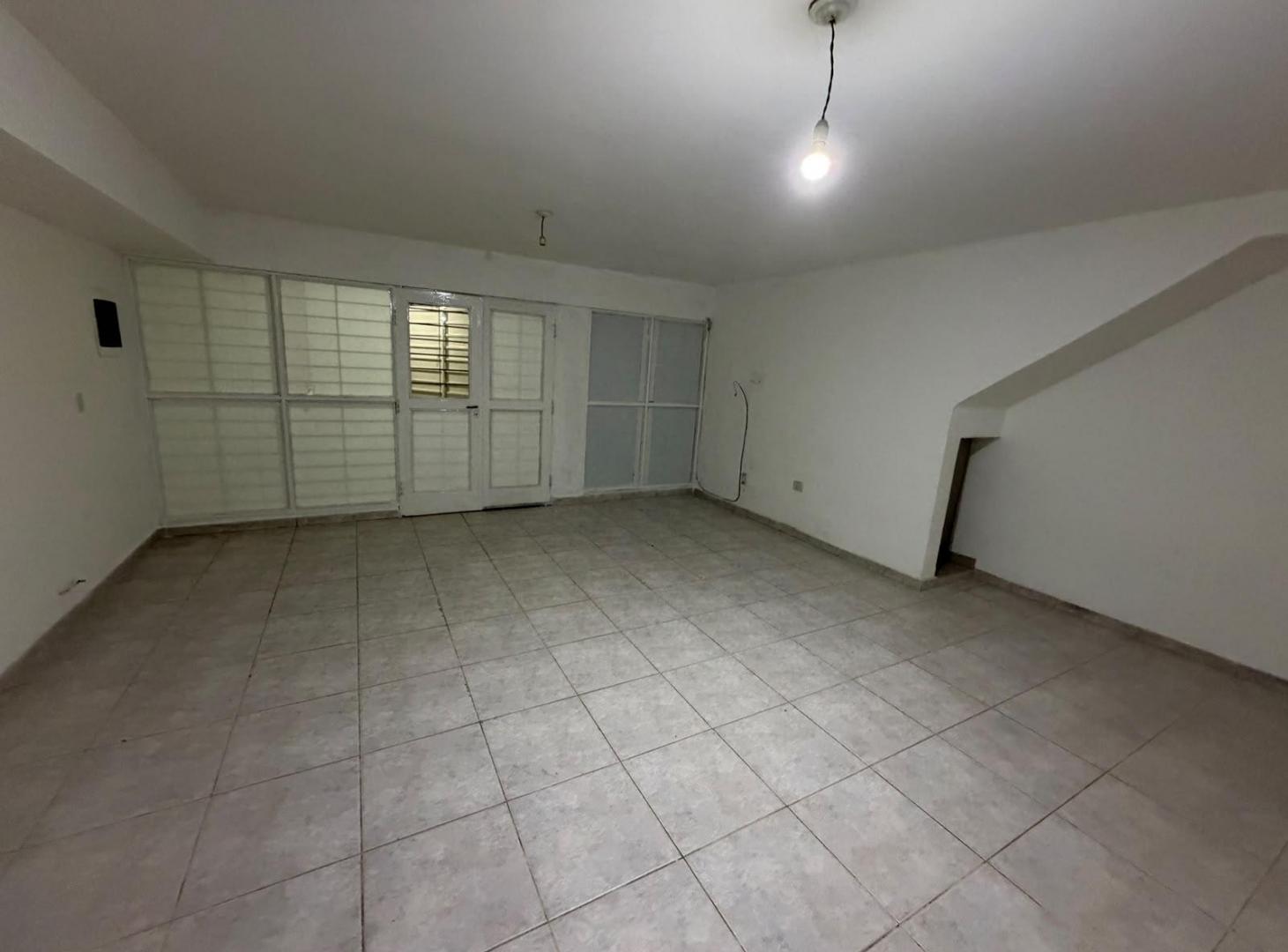 Foto de Alquiler de Monoambiente a metros Donato Alvarez, imagen 4