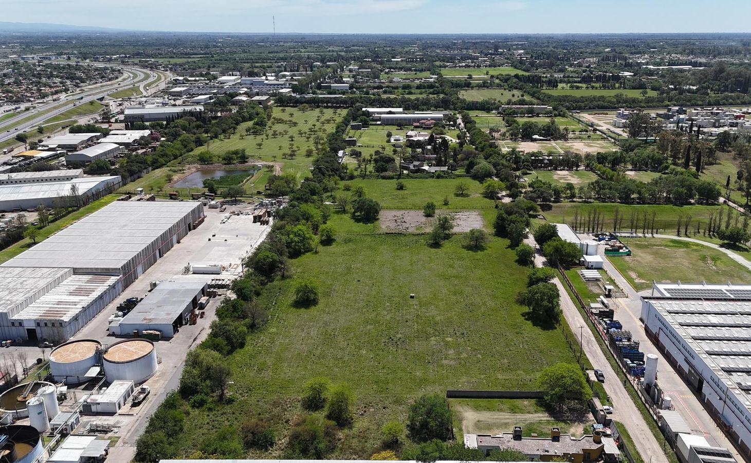 Foto de Terreno Industrial de 3632 m2 en venta patrón IVa cercano a, imagen 1