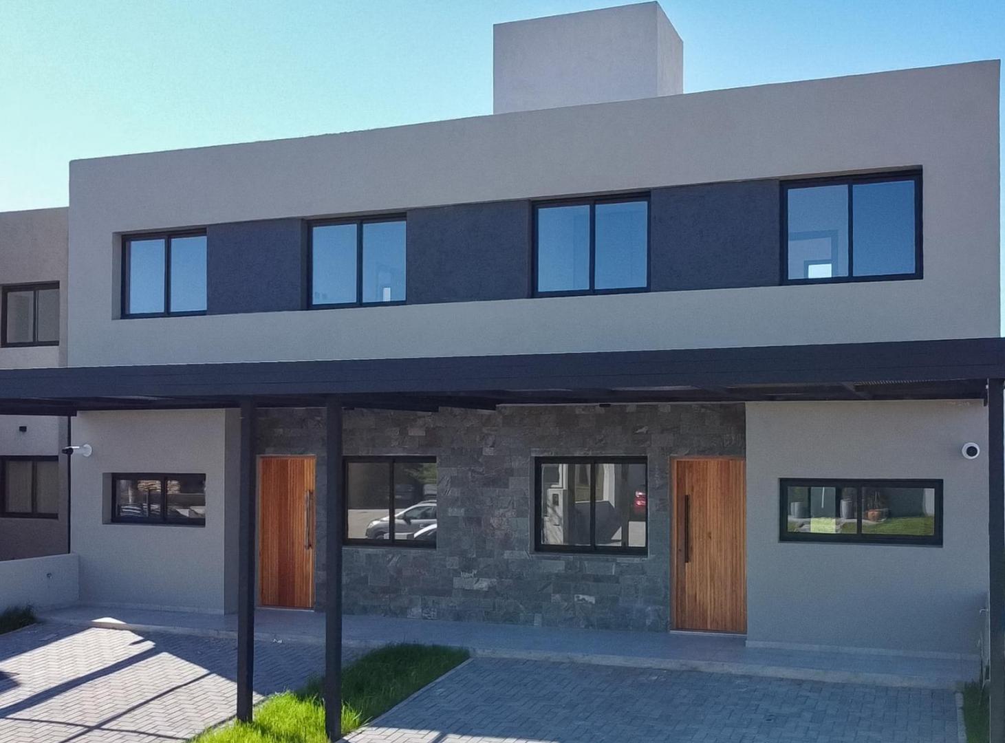 Foto de En Venta Duplex de 2 Dormitorios en Docta, imagen 2