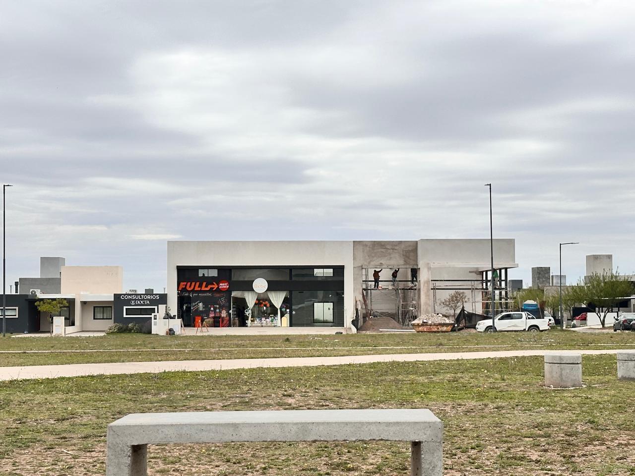 Foto de Local en venta Docta frente Boulevard, imagen 2