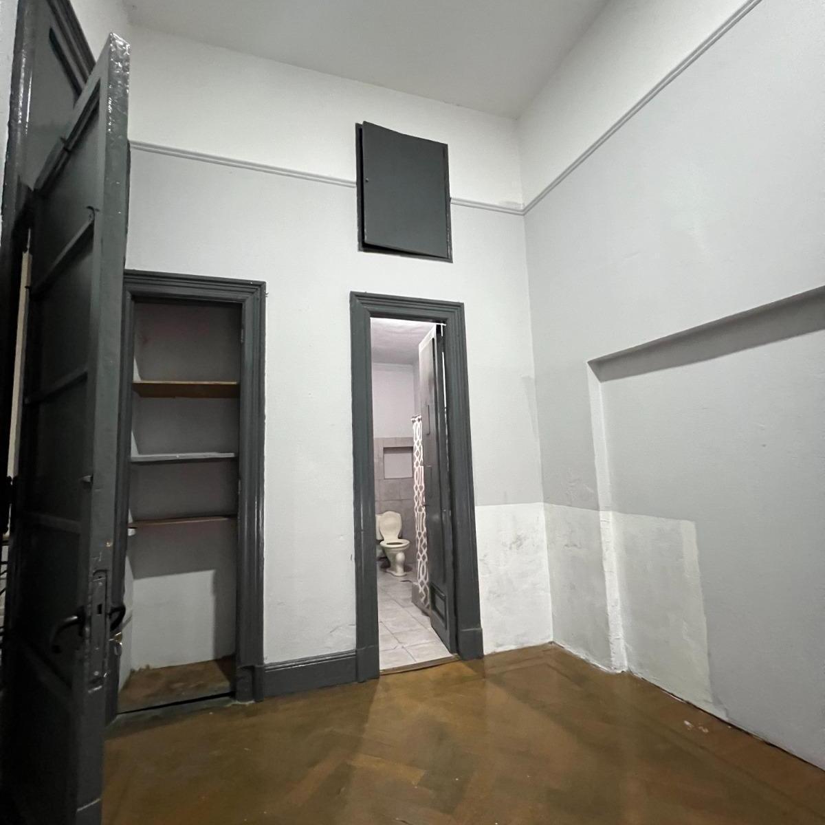 Oportunidad! Inmueble Comercial Locales + Viviendas/habitaciones Varias 3
