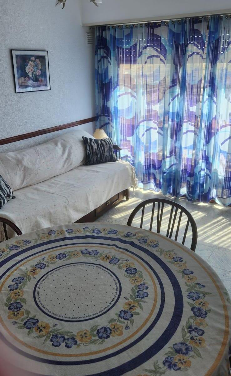 2 Ambientes con Vista a La Calle - Alquiler y Venta 4