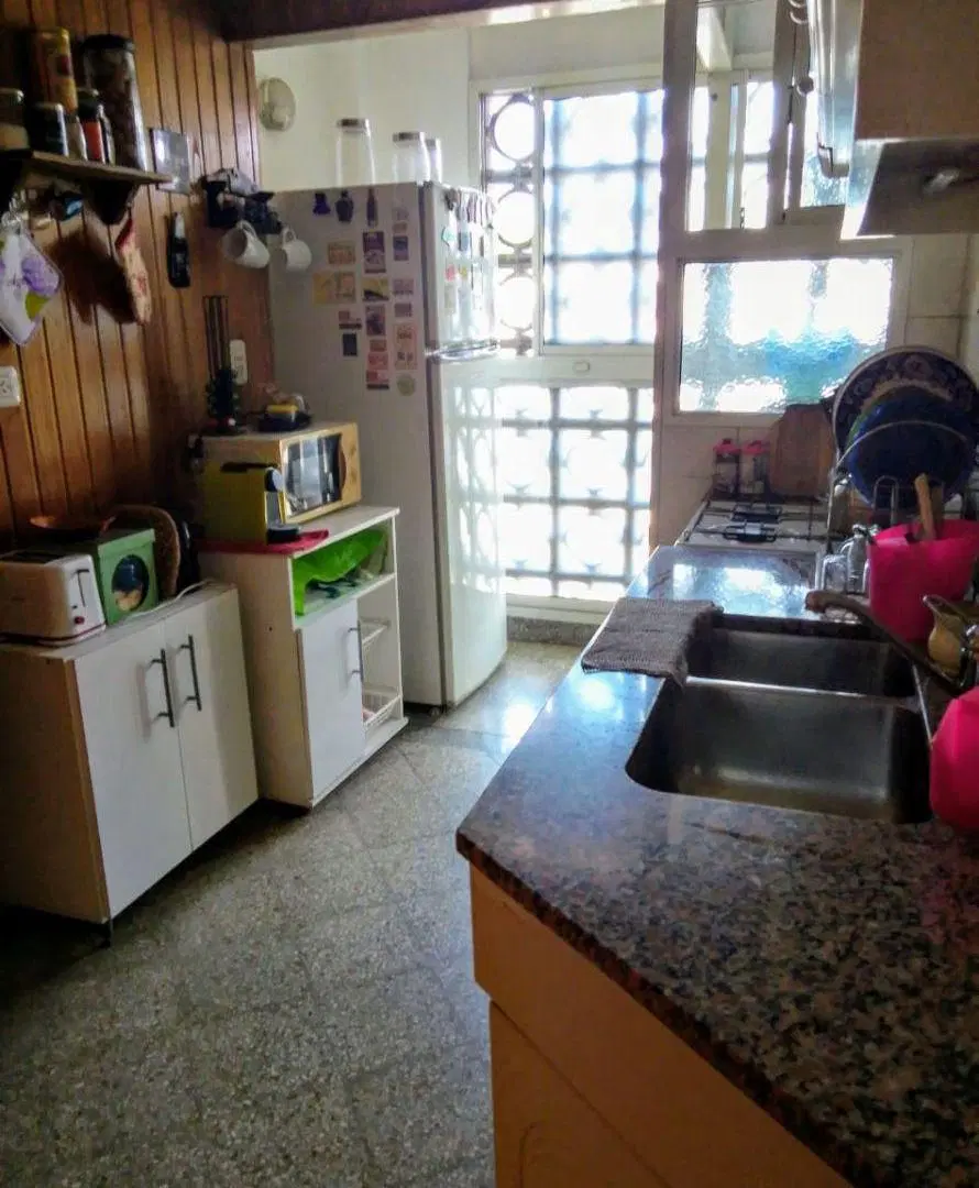 2 ambientes en Versalles, se escucha oferta razonable por permuta en Miramar 4