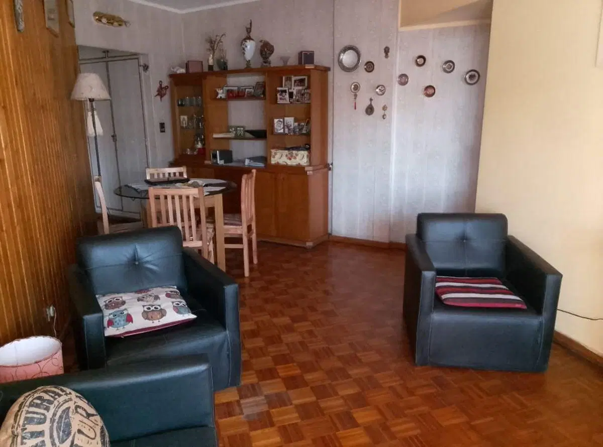2 ambientes en Versalles, se escucha oferta razonable por permuta en Miramar 2