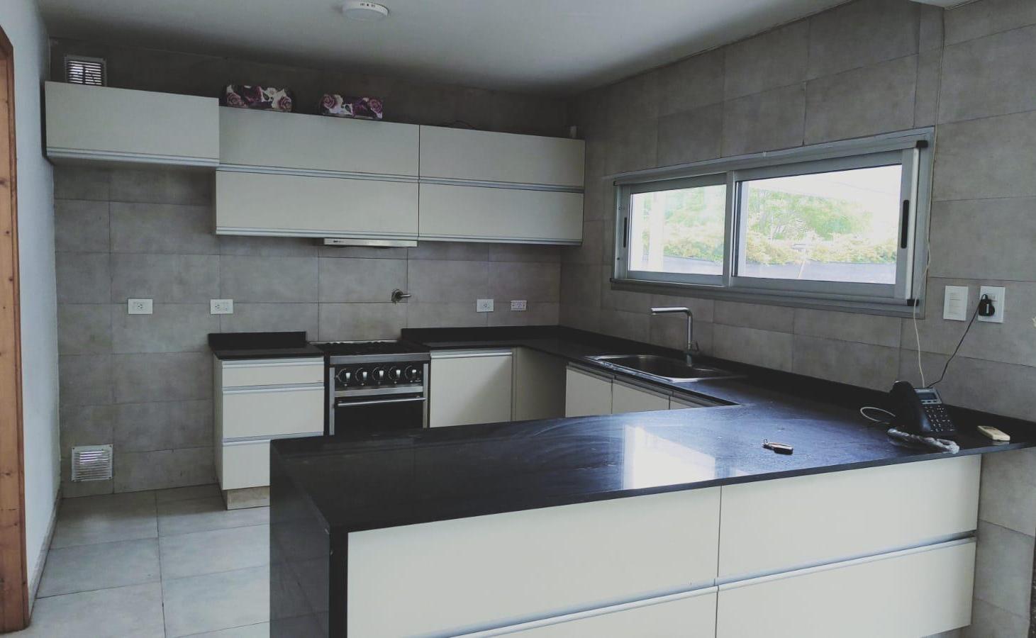 Foto de Alquiler casa Chacras de Coria, imagen 3