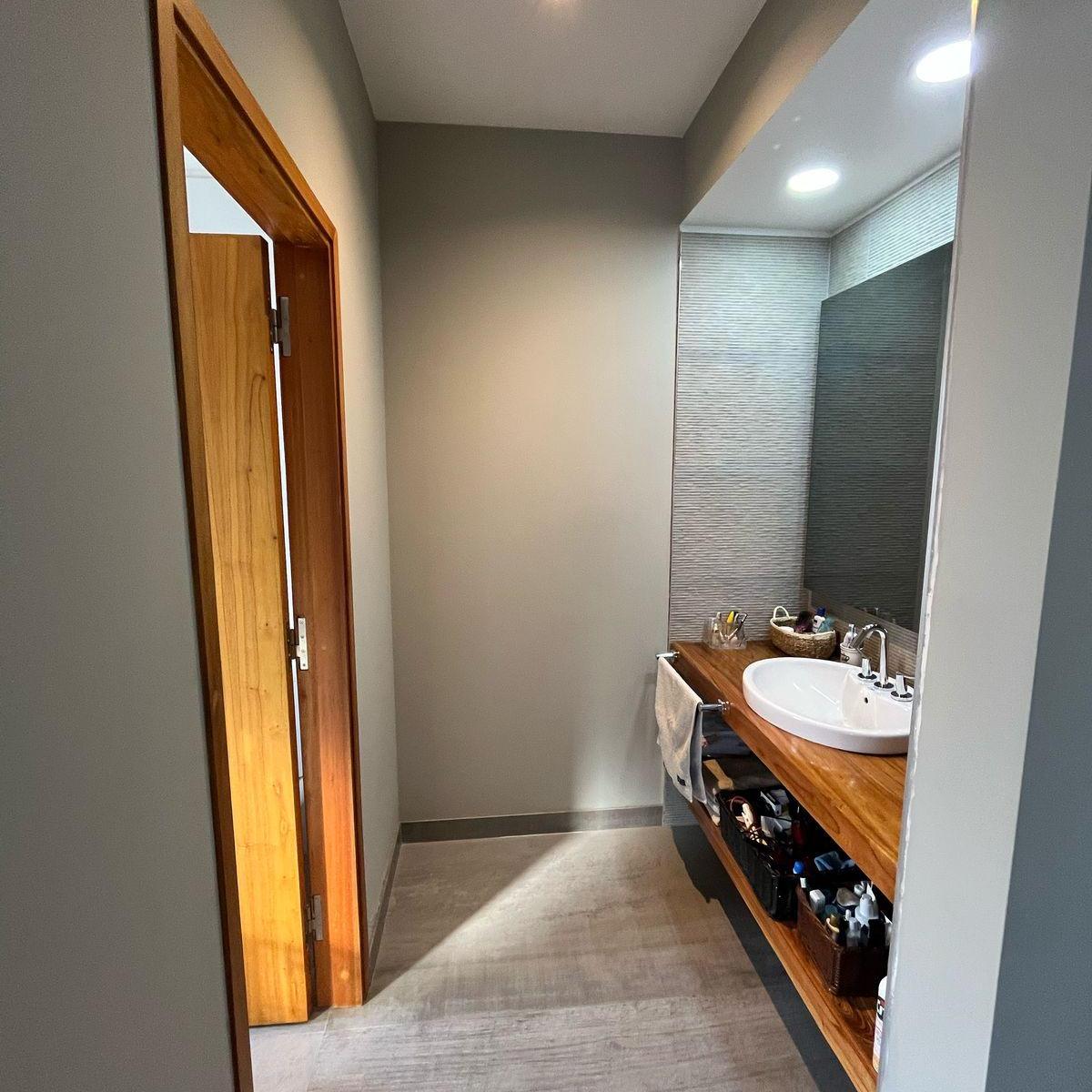Dueño Vende Casa en Barrio La Bastilla 4