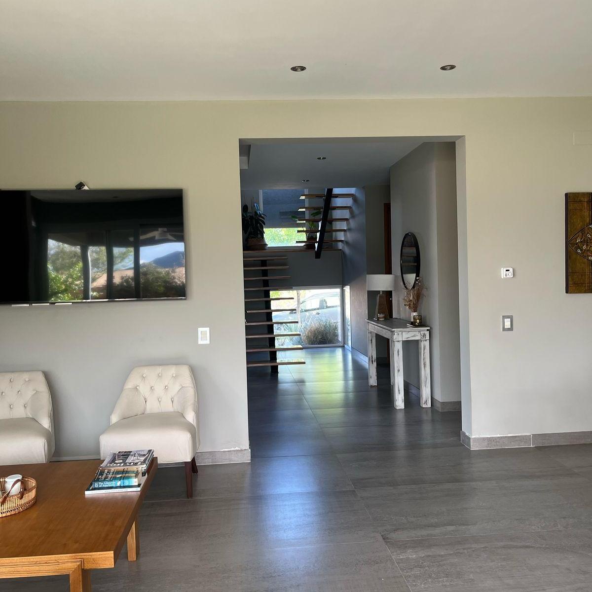 Dueño Vende Casa en Barrio La Bastilla 3
