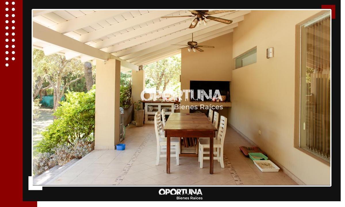 Casa en Venta Lomas de La Carolina 1
