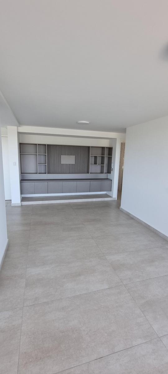 Venta Piso Completo Frente Al Parque Sarmiento 4